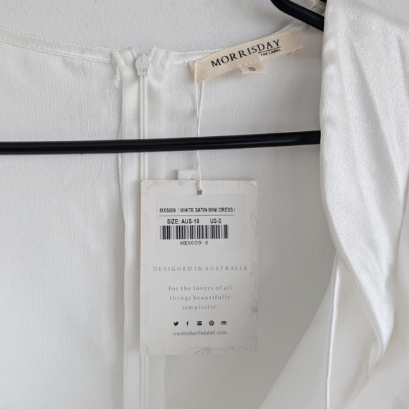 Morrisday Women's Small White‎ Satin Asymptotical Tulip Sleeve Party Dress - Picture 3 of 4